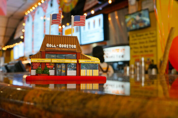 miniature model of roll n' roaster