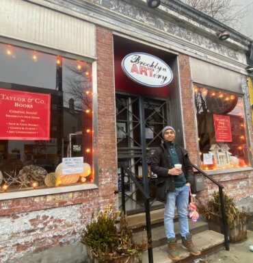 Brooklyn native set to bring Ditmas Park it's first bookstore in over 20 years.