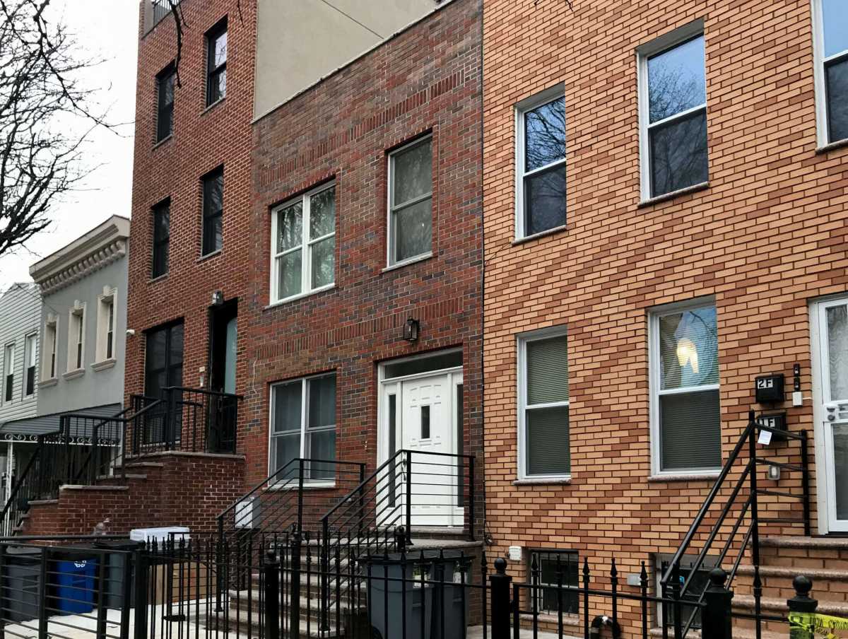 bushwick home that had deed stolen