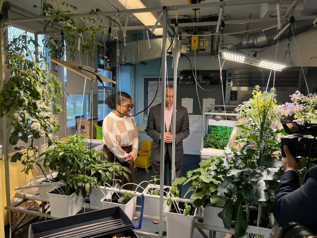 jeffries hydroponic classroom