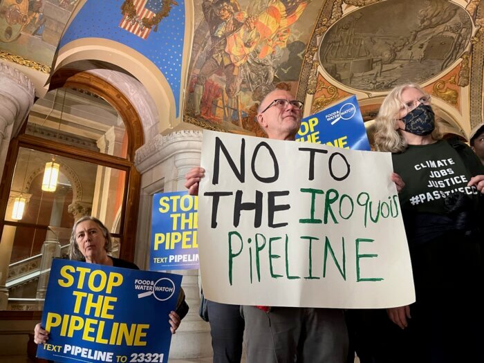 iroquois pipeline protestors
