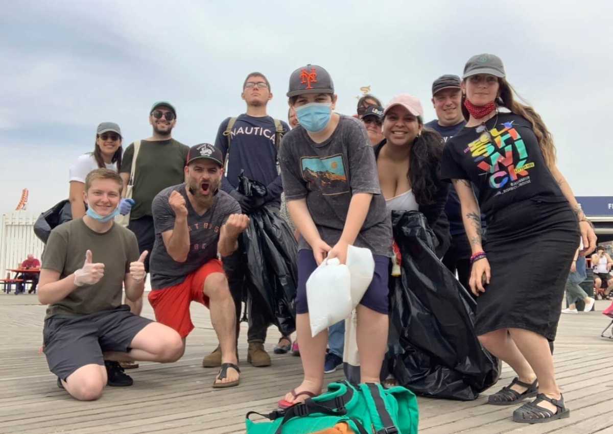 beautity brooklyn clean up of brooklyn beach
