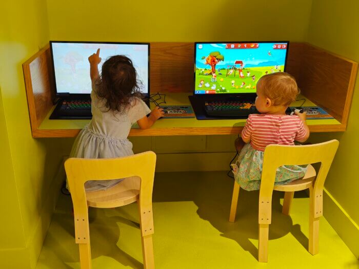 Toddlers playing at the library