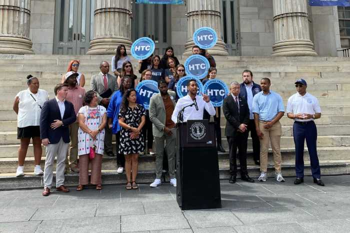 Borough President Reynoso joined with local pols migrant crisis