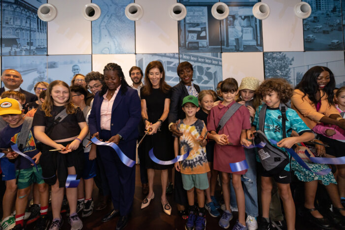 ribbon cutting at center for brooklyn history