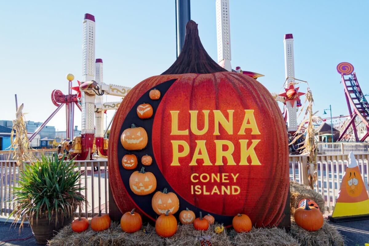 halloween harvest at Luna Park