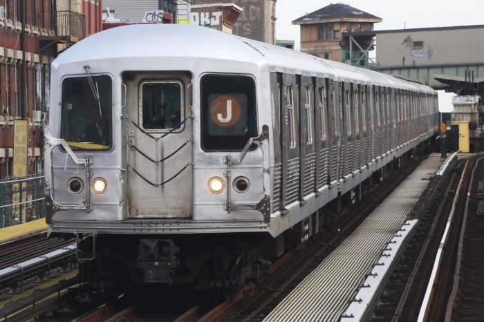 bed-stuy subway train