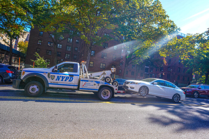 tow truck at scene of kamari hughes death