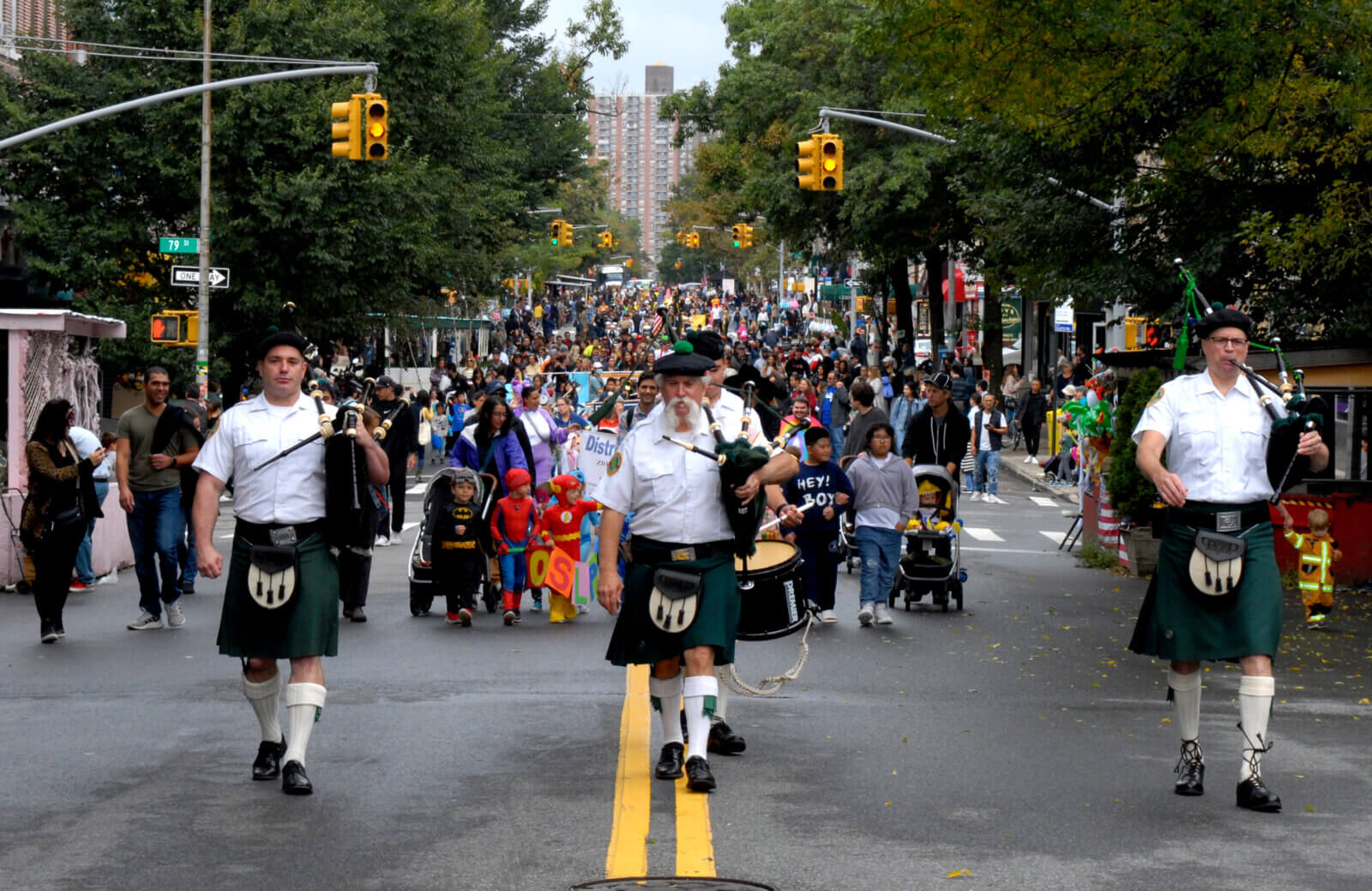 PHOTOS: Sunshine and smiles in Bay Ridge as locals revel at Third