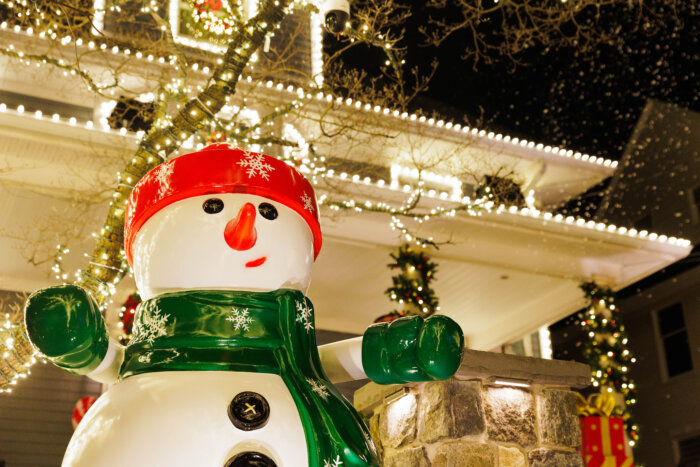 snowman at dyker heights christmas show