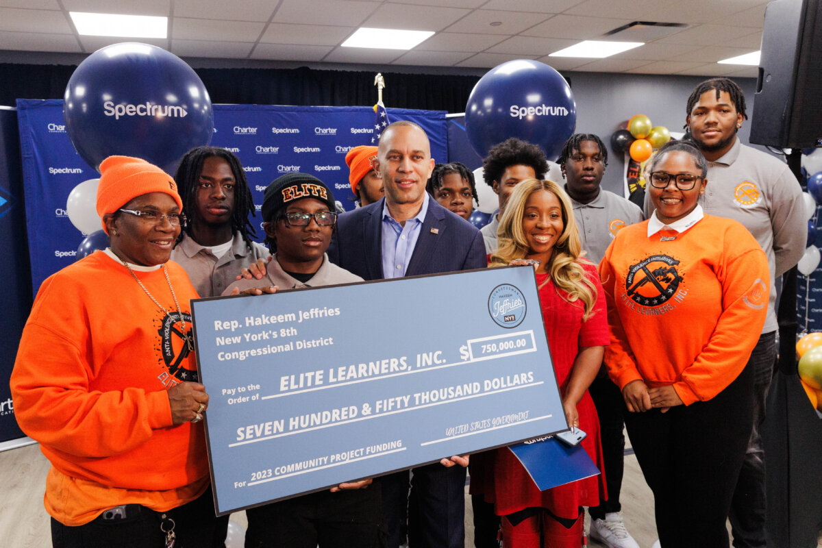 hakeem jeffries at elite learners