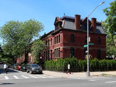 bushwick-brooklyn-linden-street-houses-lpc-2018-sdevries-copy