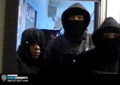 NYPD asks for public's help in Bath Beach robbery case.