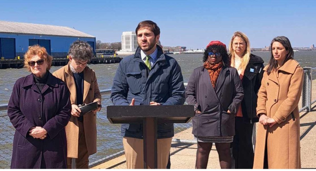 governor's island ferry rally