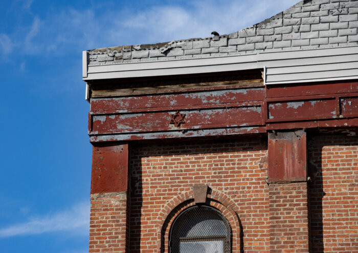 details on williamsburg church