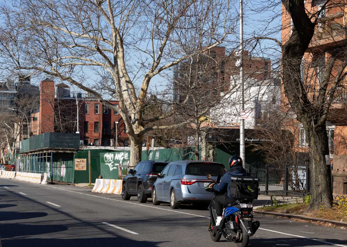 park-slope-263-prospect-avenue-grand-prospect-hall-site-dec2023-sdevries-4
