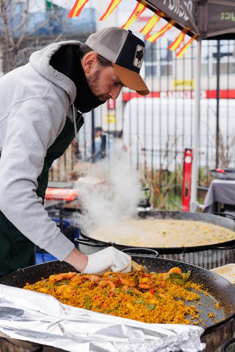 paella at smorgasburg