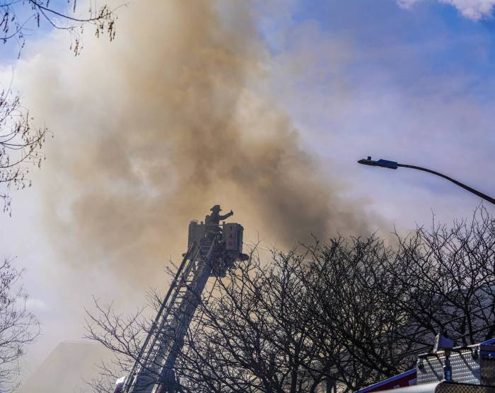 smoke fire williamsburg church