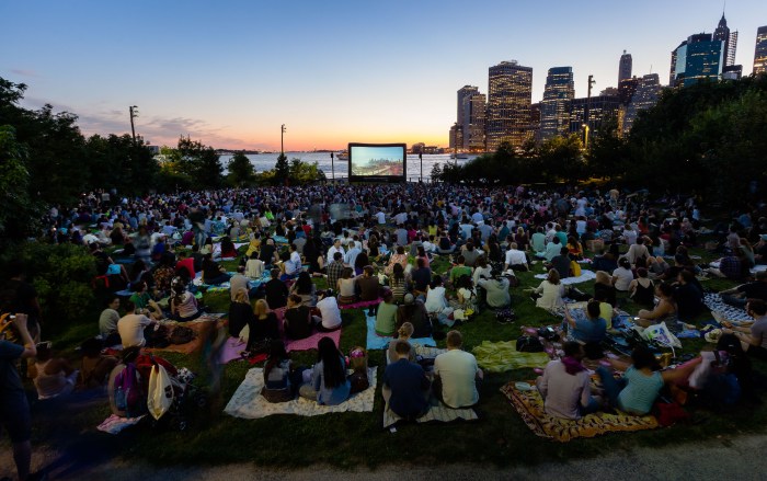 brooklyn bridge park outdoor movies