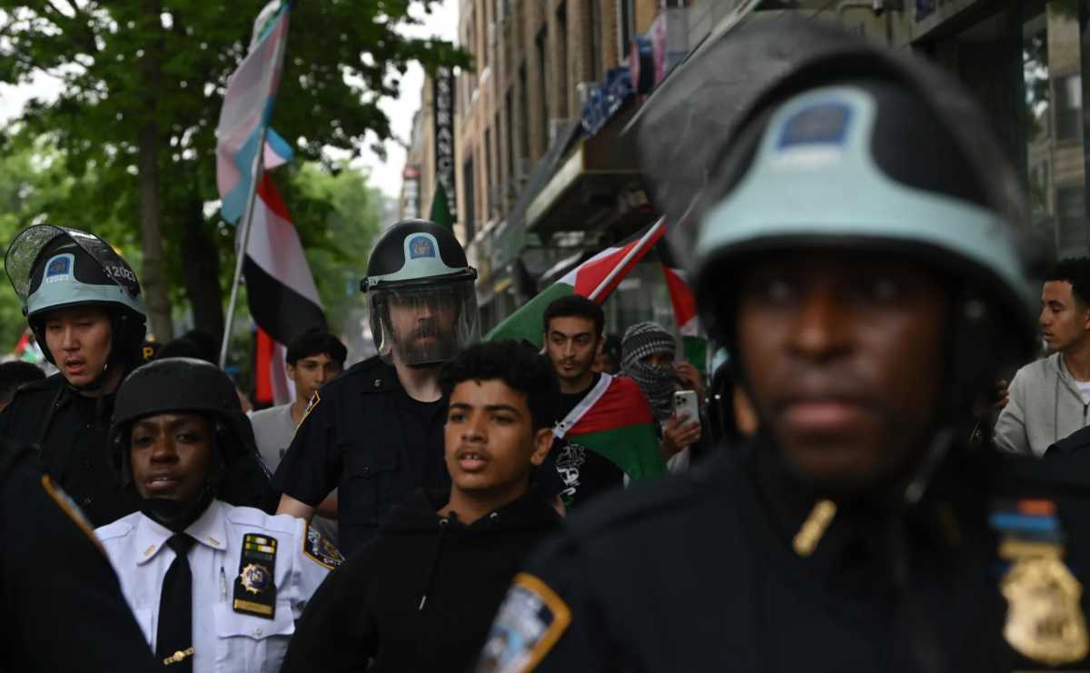 cops at palestinian protest in Bay Ridge