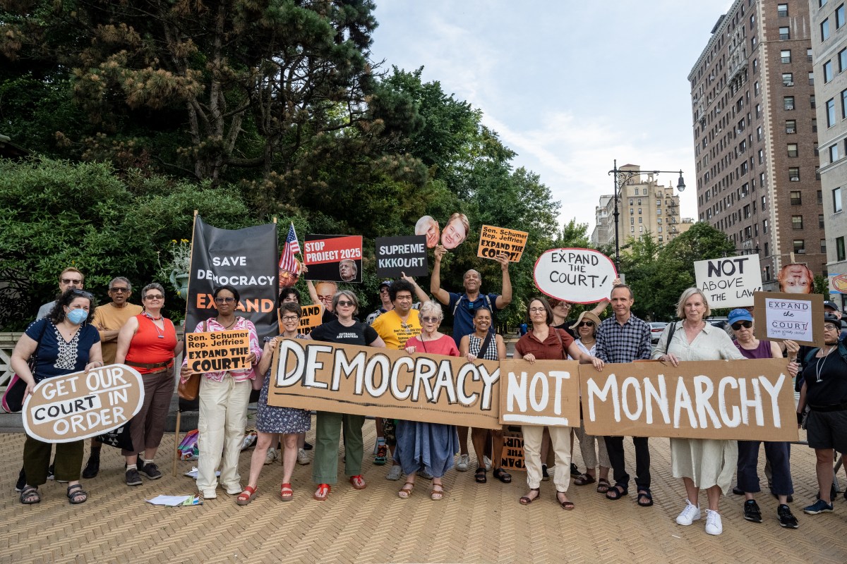 supreme court schumer protest