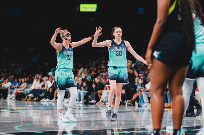 'Stewie' and 'Sloot' both ended the night with double-doubles alongside power forward, Jones.