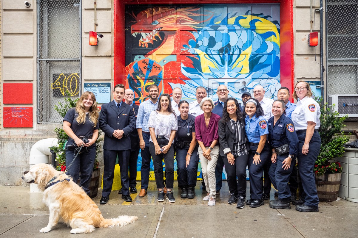 EMS Station 40 in Sunset Park unveiled its new mural honoring EMS workers lost in the line of duty and the community.