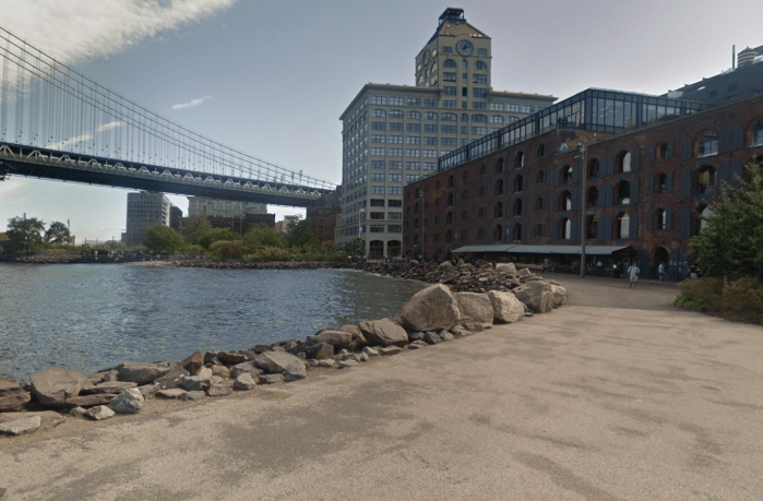 brooklyn bridge park shoreline