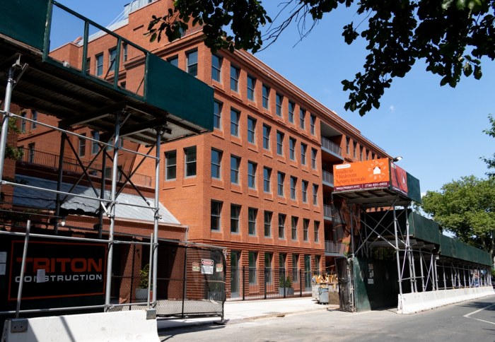 crown heights hebron development