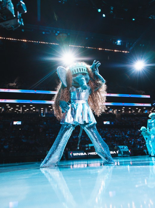 Ellie's halftime performances have become a fan favorite. She's performed to hip-hop legends -- Ciara, Missy Elliot, Beyonce and Lil Kim.