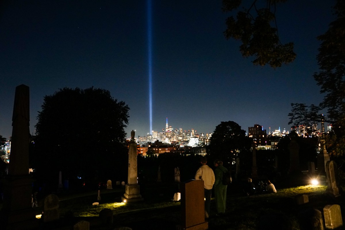 green-wood 911 tribute in light