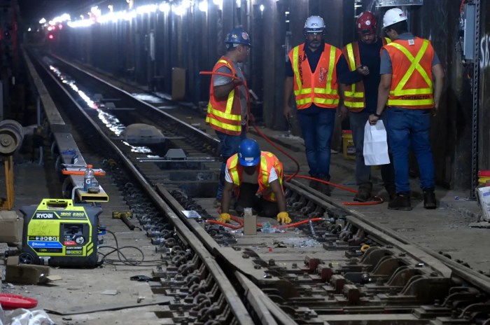 crews on g line