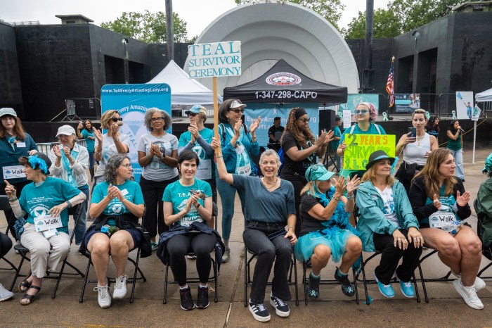 ovarian cancer survivors posing