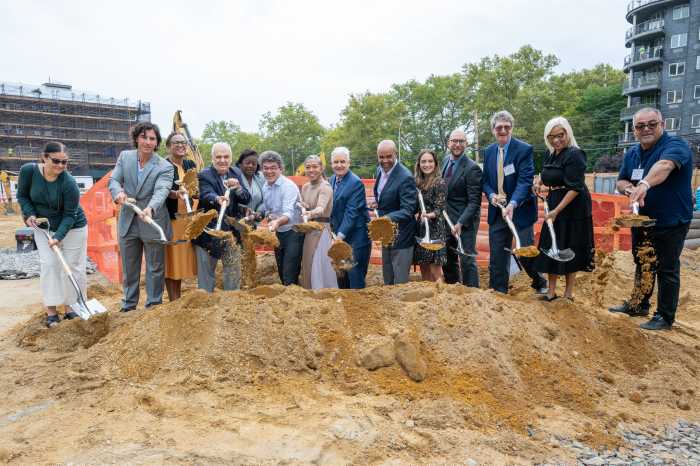 kingsland commons groundbreaking