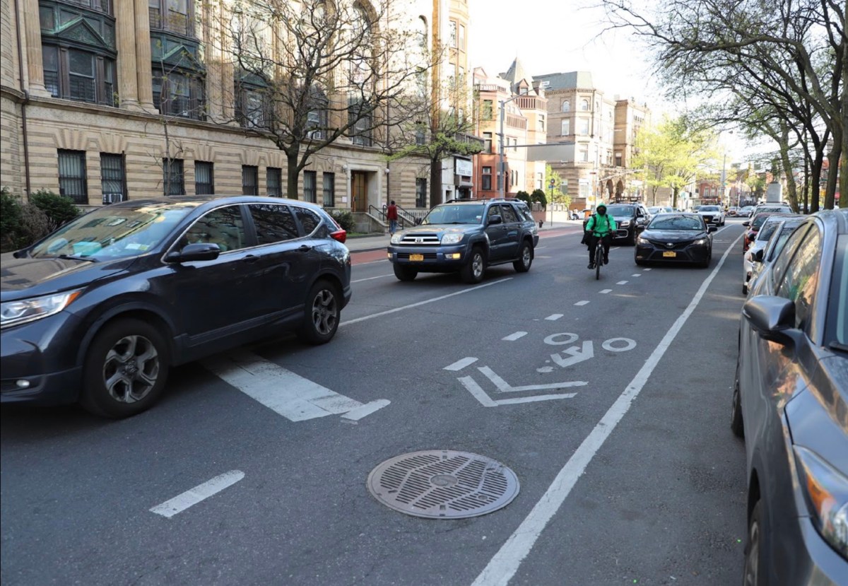 bedford avenue bike lanes