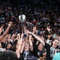liberty celebrating WNBA championship