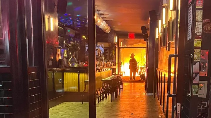 bunton's world famous fire