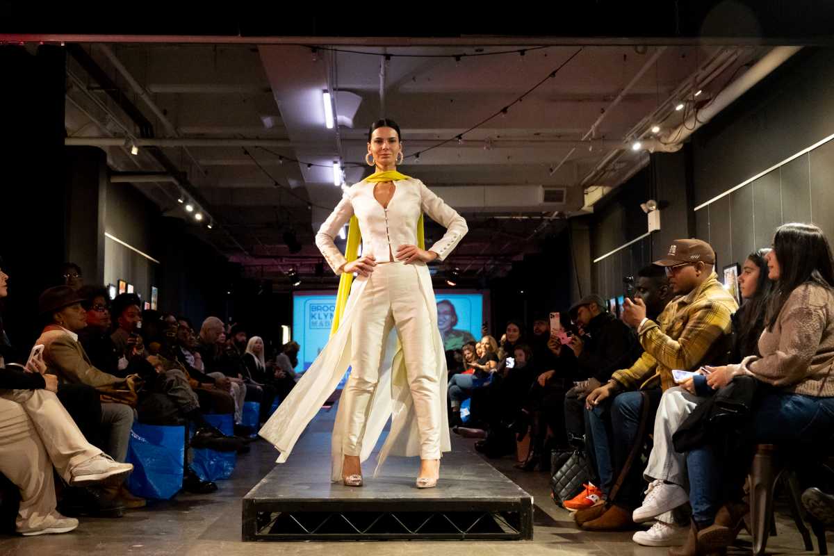 woman posing at brooklyn fashion show