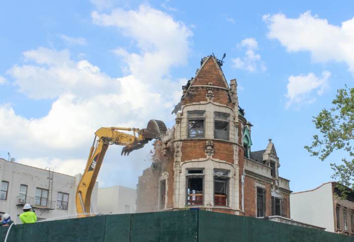 dangler mansion demolition