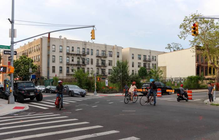 dangler mansion lot in bed-stuy