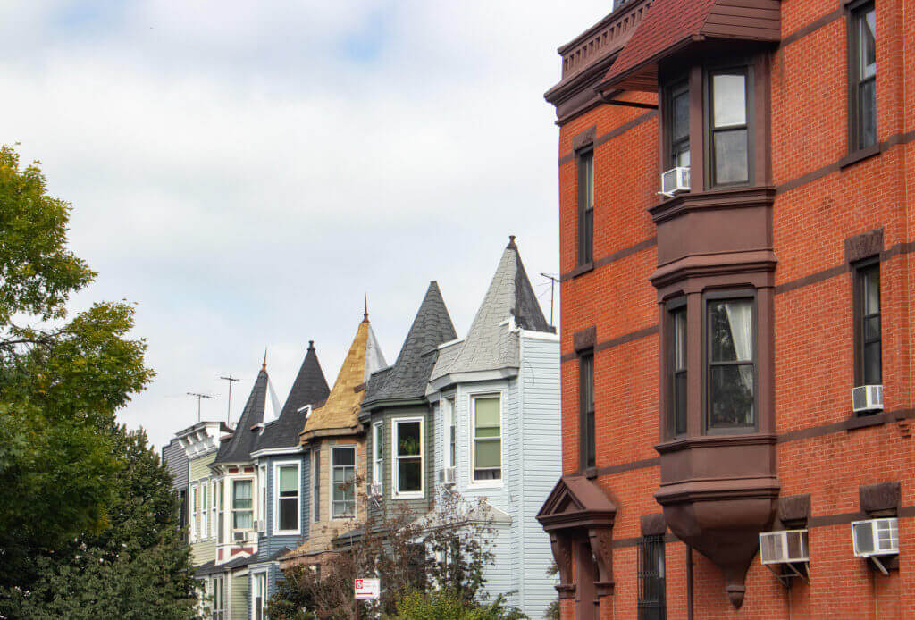 housing-brooklyn-real-estate-sdevries-brownstoner-2021