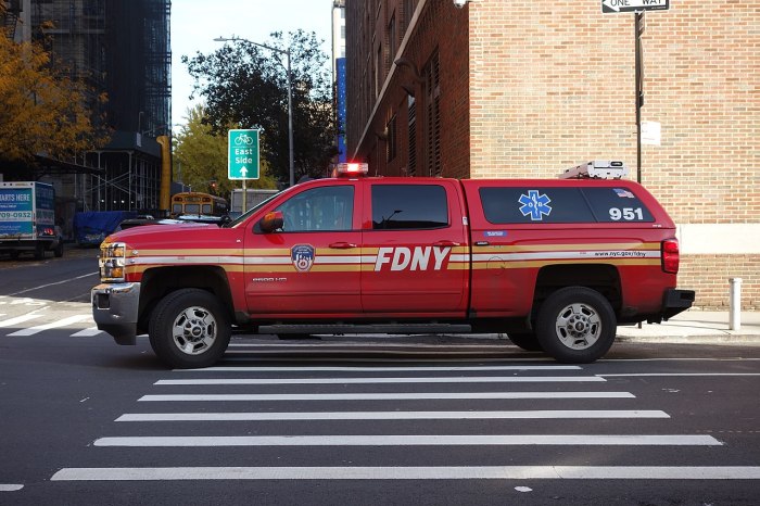 fdny pickup truck