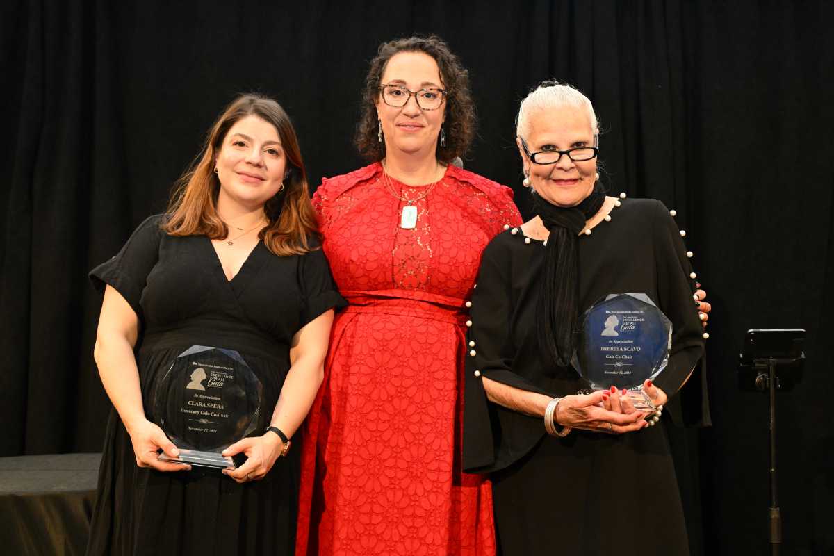 Clara Spera, and Theresa Scavo, and Svetlana Lipyanskaya
