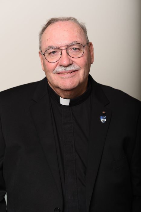 portrait of fdny chaplain john e. delendick