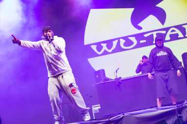 wu-tang clan performing