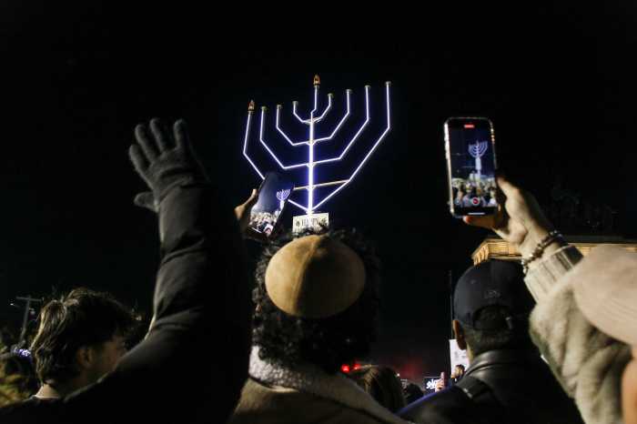 brooklyn's largest menorah