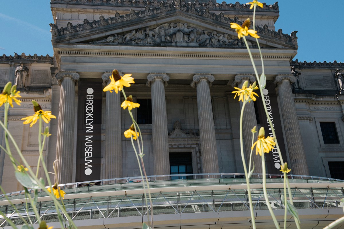 brooklyn museum exterior