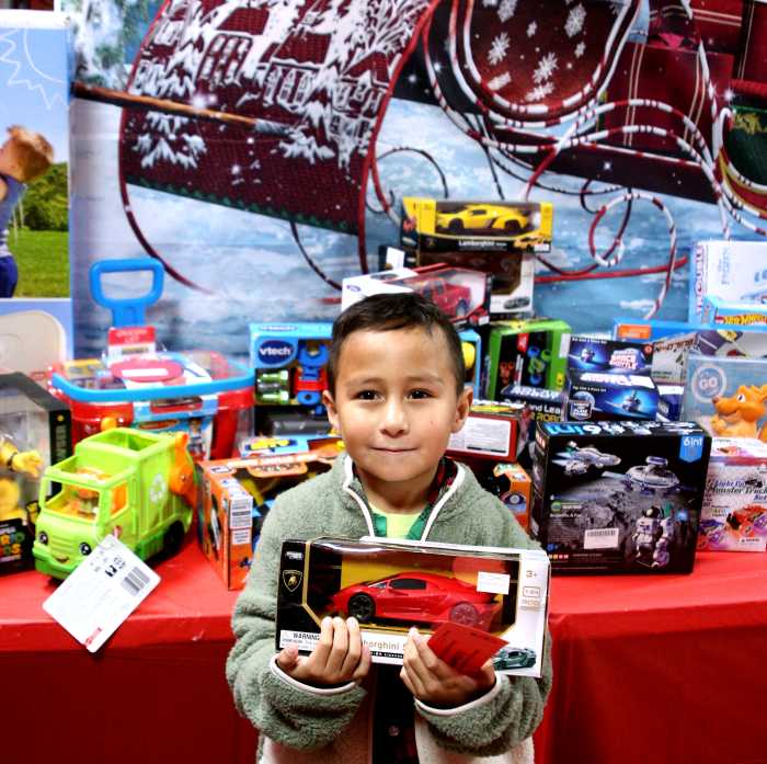 operation christmas smiles in bensonhurst