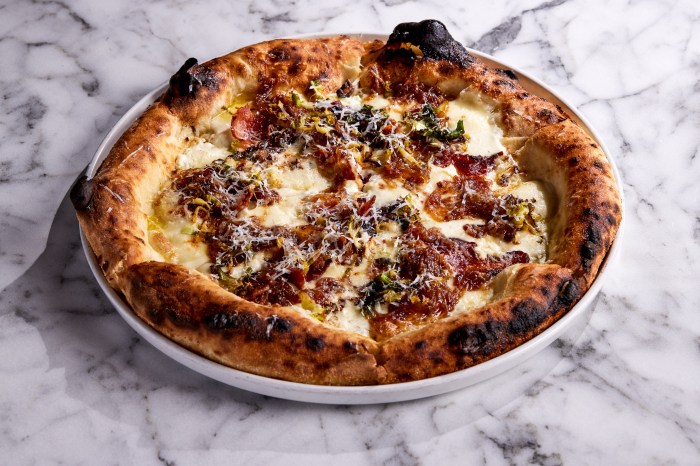 pizza at breva