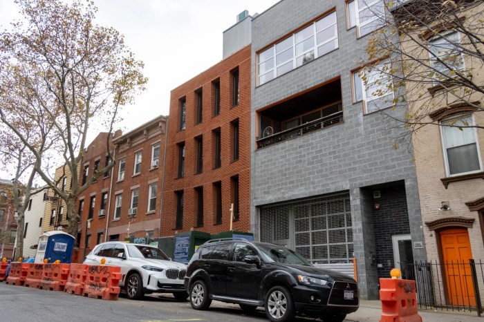 condo in williamsburg